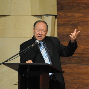 Pdt. Dr. Stephen Tong (Samaria)
