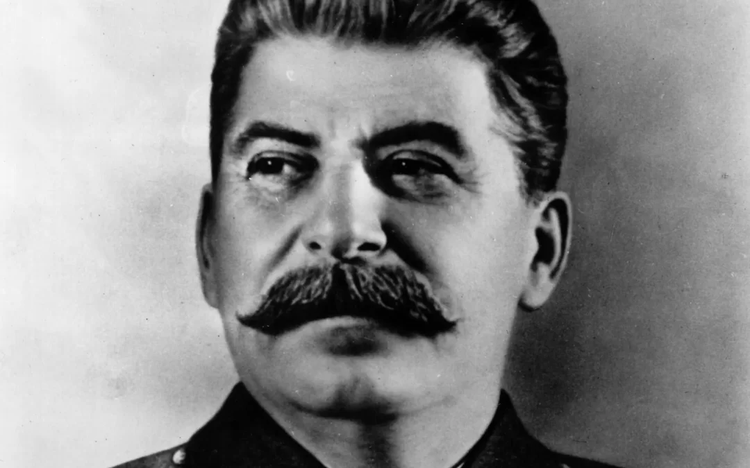 Joseph Stalin : Industrialisasi Melalui Repelita